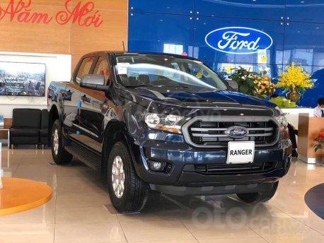 Ford Ranger XLS AT MT 2.2l 4x2 giảm tới 30 triệu tiền mặt, kèm phụ kiện theo xe, liên hệ ngay em: Văn Minh Ford0