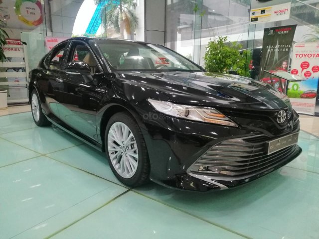 Giá xe Toyota Camry 2.5Q 2020 giảm sâu, khuyến mại nhiều0