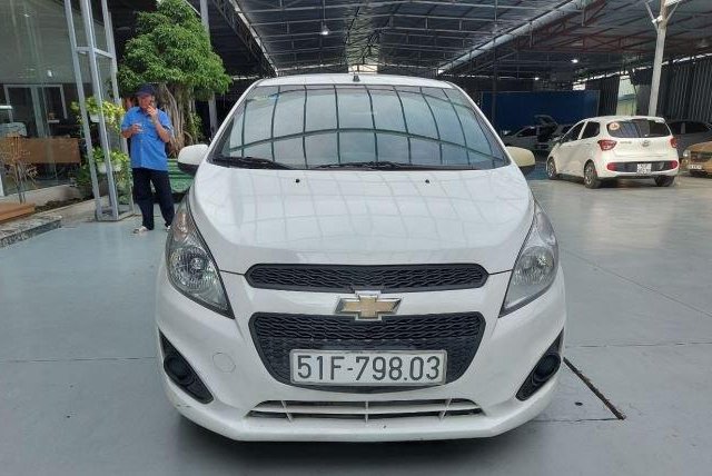 Bán ô tô Chevrolet Spark LS 1.2 MT 2016, màu trắng, giá 180tr