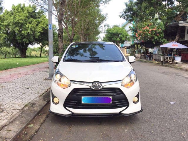 Cần bán Toyota Wigo năm sản xuất 2018, màu trắng, xe nhập  