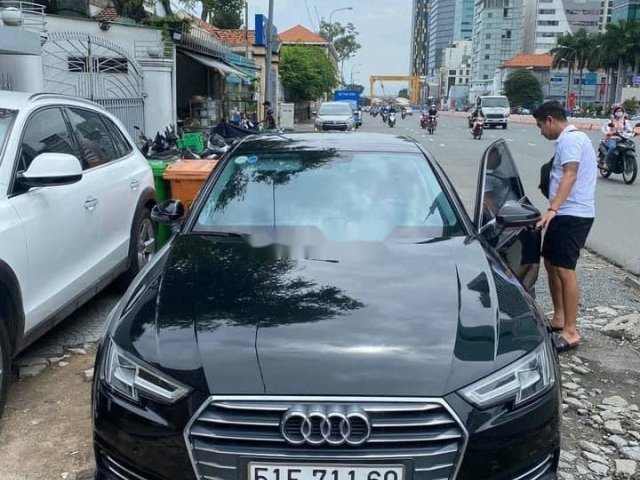 Cần bán gấp Audi A4 năm sản xuất 2016, màu đen, xe nhập  