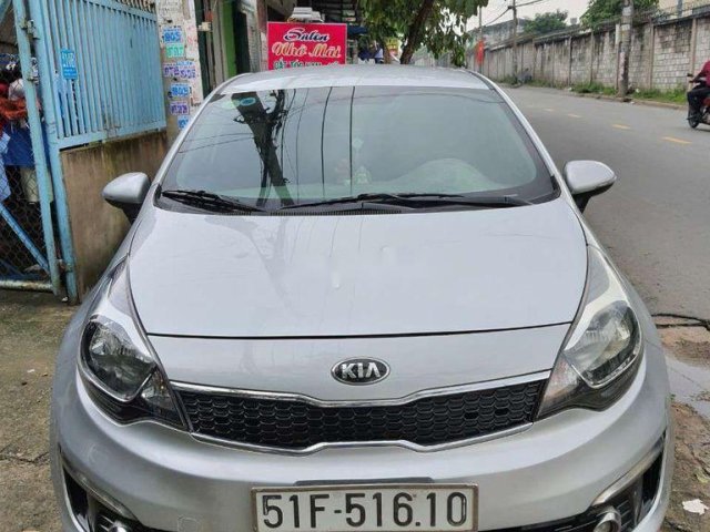 Bán Kia Rio năm 2015, màu bạc