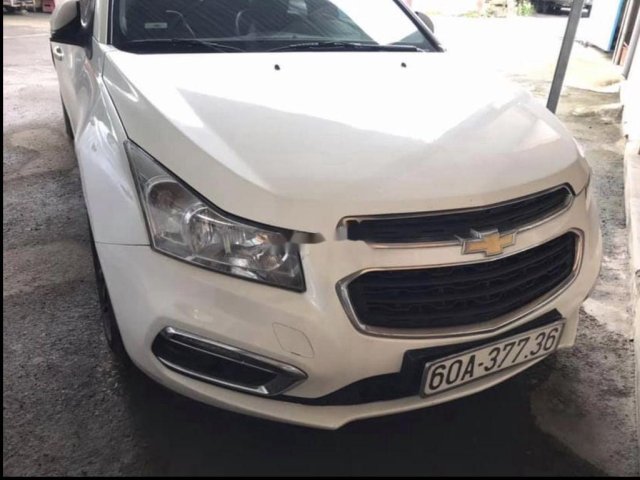 Bán Chevrolet Cruze 2017, màu trắng, nhập khẩu