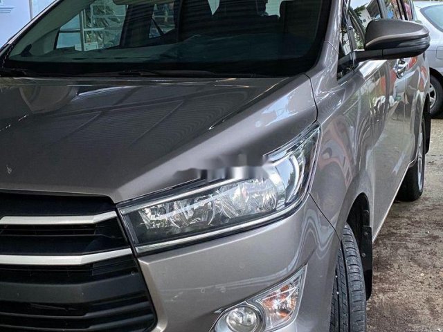 Bán ô tô Toyota Innova đời 2019, màu xám, máy êm ru