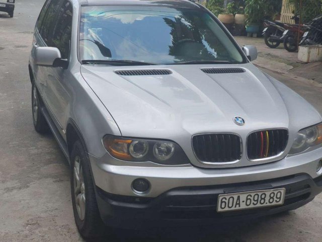 Cần bán xe BMW X5 đời 2005, màu bạc, xe chính chủ0