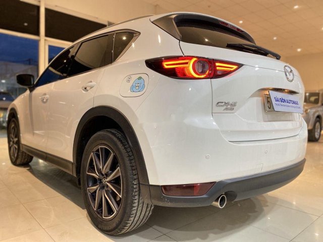 Cần bán Mazda CX 5 năm sản xuất 2018, màu trắng0