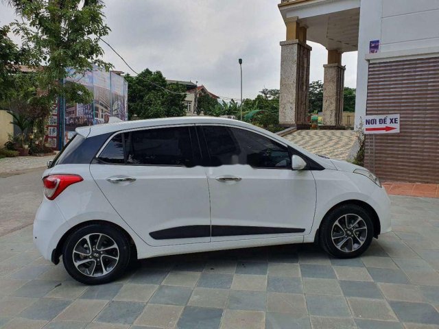 Cần bán lại xe Hyundai Grand i10 sản xuất năm 2019, màu trắng