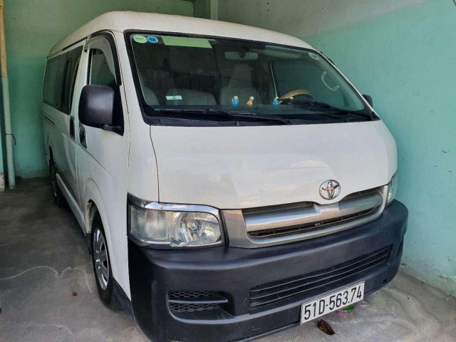 Bán Toyota Hiace sản xuất 2006 còn mới