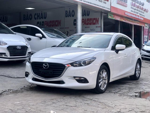 Bán Mazda 3 Hatchback 2017, phanh điện tử, xe đẹp giá tốt