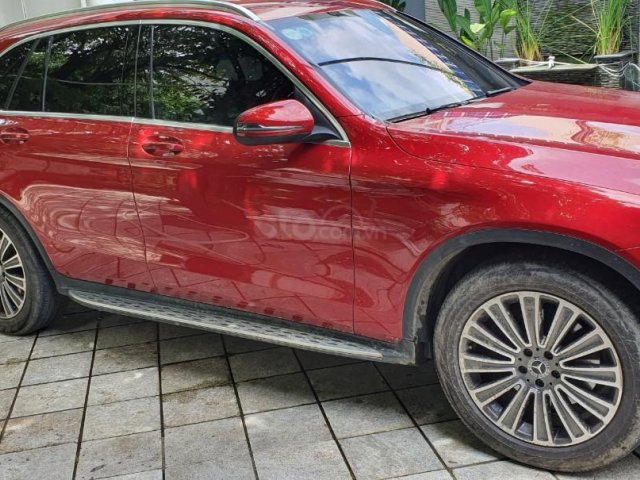 Cần bán Mercedes GLC 250