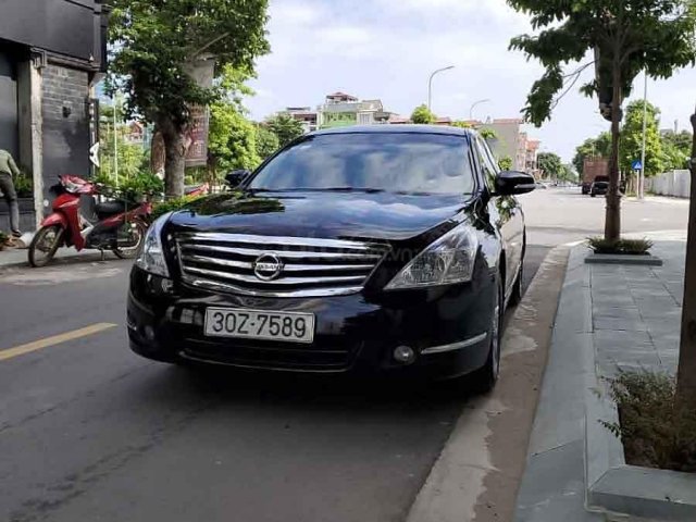 Cần bán lại xe Nissan Teana sản xuất năm 2010, màu đen, xe nhập còn mới, giá 390tr