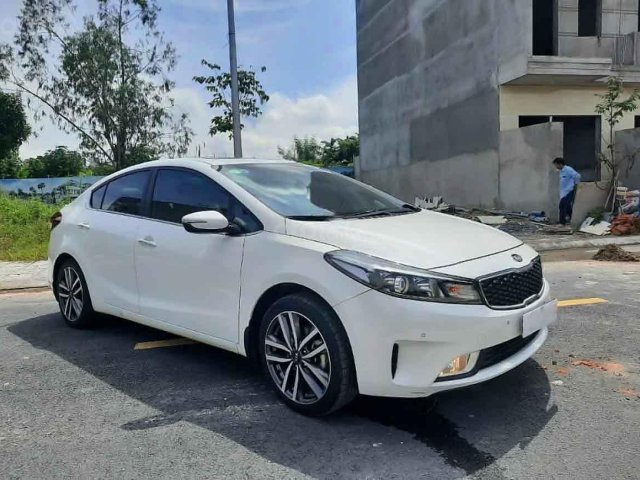 Bán xe Kia Cerato năm sản xuất 2016, màu trắng còn mới