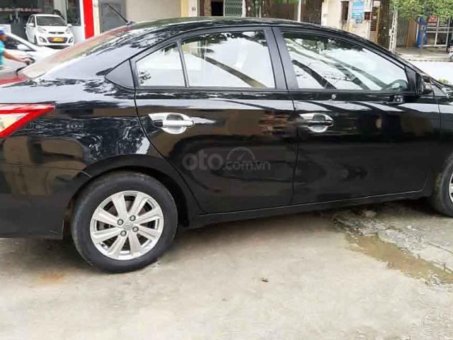 Bán ô tô Toyota Vios sản xuất 2015 còn mới, giá tốt