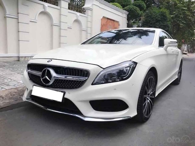 Cần bán lại xe Mercedes CLS500 năm sản xuất 2014, màu trắng, nhập khẩu nguyên chiếc