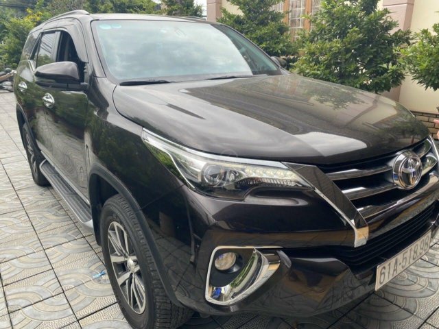 Toyota Fortuner 2.8 máy dầu, số tự động, bản 2 cầu cao cấp nhất0