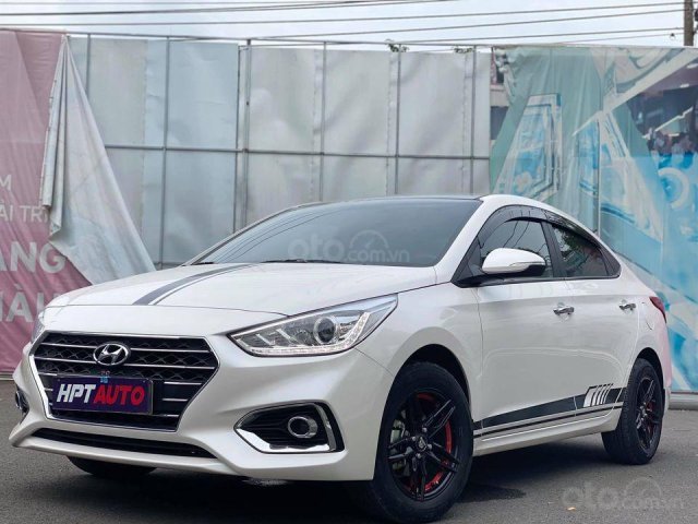 Bán xe Hyundai Accent 2019 AT tiêu chuẩn, màu trắng đẹp0