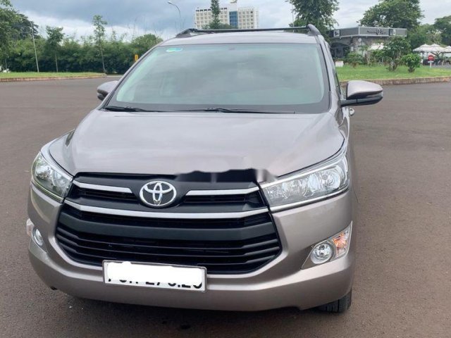 Bán Toyota Innova sản xuất năm 2019, màu xám, 680 triệu0