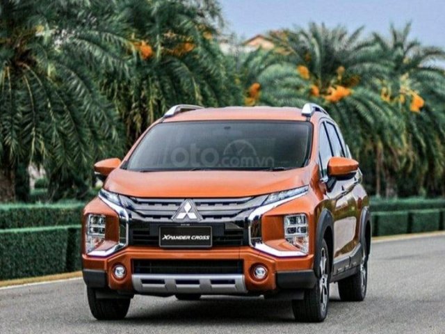 Cần bán gấp với giá ưu đãi nhất chiếc Mitsubishi Xpander Cross đời 2020, giao nhanh toàn quốc