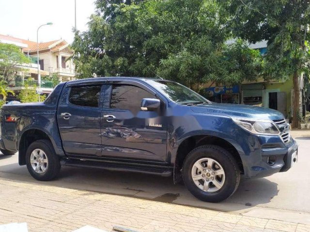 Bán xe Chevrolet Colorado sản xuất năm 2017, màu xanh lam 0