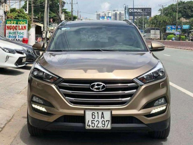 Xe Hyundai Tucson sản xuất năm 2018, màu nâu còn mới0