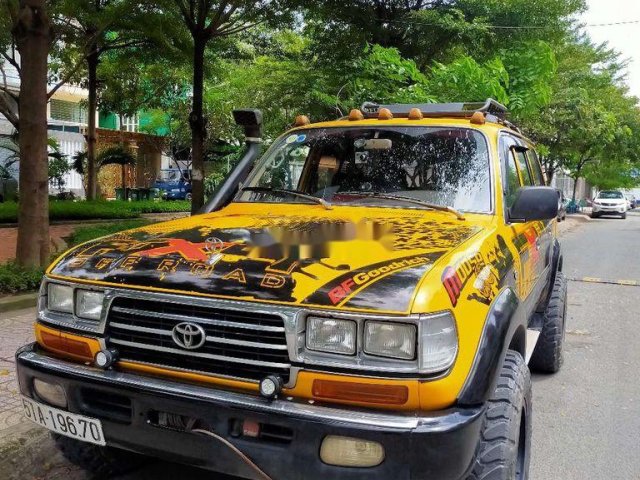 Bán xe Toyota Land Cruiser năm 1993, màu vàng, nhập khẩu nguyên chiếc  0