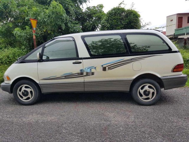 Bán Toyota Previa 1992, màu trắng, xe nhập còn mới