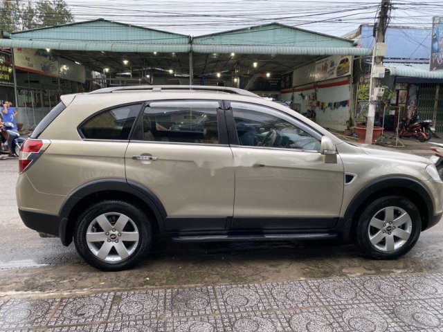 Bán Chevrolet Captiva 2007, màu vàng cát còn mới