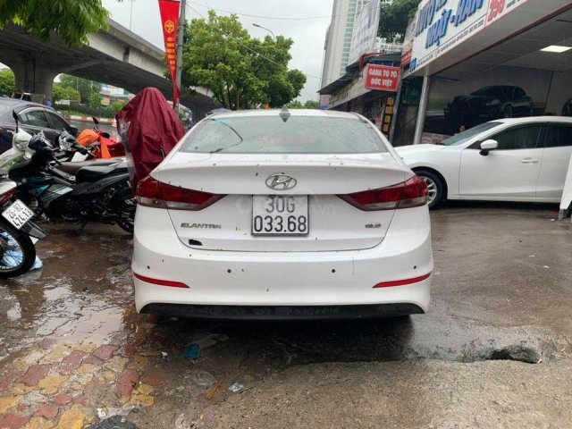 Bán xe Hyundai Elantra 1.6AT sản xuất 20170