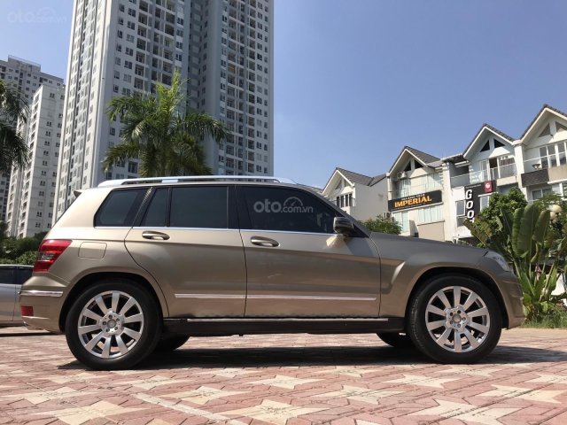 Bán xe Mercedes-Benz GLK 300 - Đk 2010, màu vàng cát