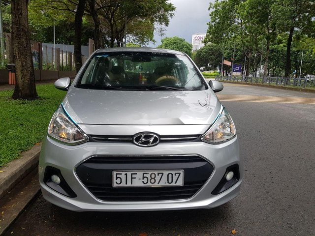 Bán Hyundai Grand i10 năm sản xuất 2016, màu bạc, nhập khẩu còn mới0