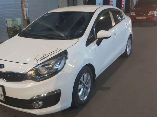 Cần bán Kia Rio năm 2016, màu trắng, nhập khẩu nguyên chiếc 0