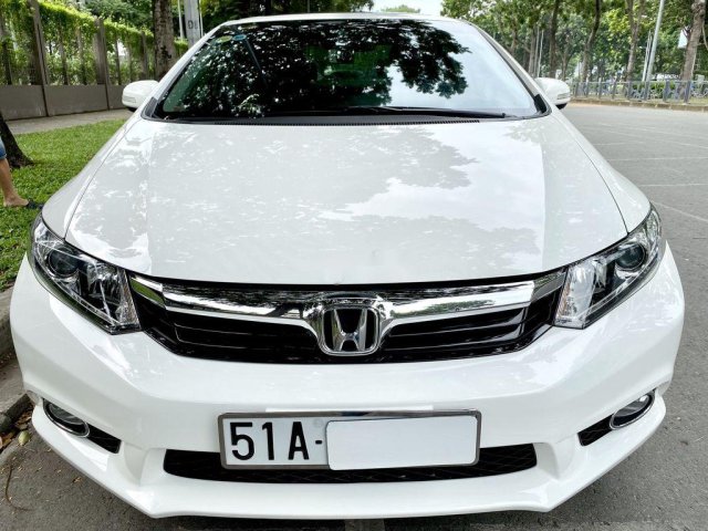 Bán Honda Civic đời 2014, màu trắng, nhập khẩu nguyên chiếc, số tự động0