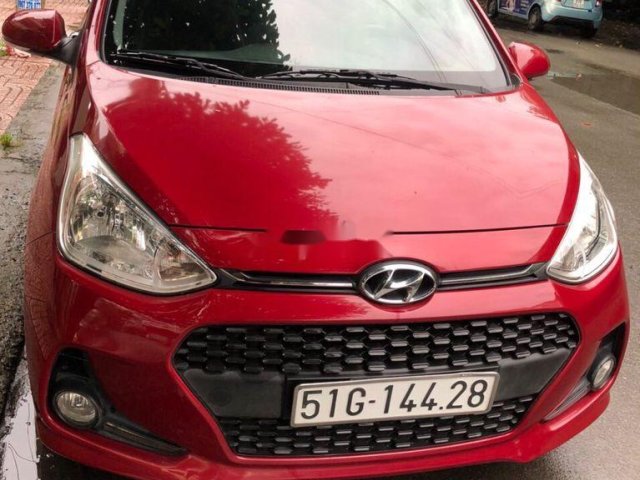 Cần bán xe Hyundai Grand i10 sản xuất năm 2018, xe gia đình