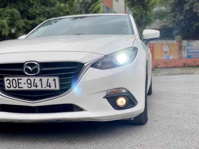 Bán Mazda 3 sedan 1.5AT sx 2016 xe đẹp, biển HN chủ giữ gìn0