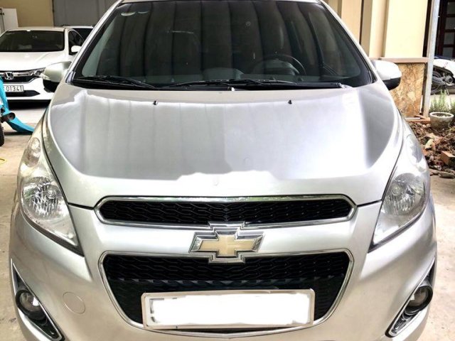 Cần bán lại xe Chevrolet Spark năm 2016 còn mới0