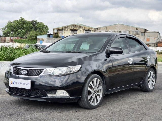 Cần bán gấp Kia Forte S 1.6AT năm sản xuất 2013, màu đen, 386 triệu0