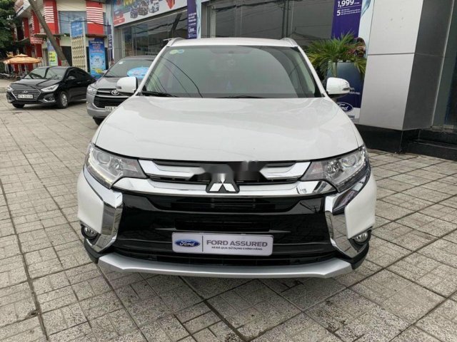 Bán Mitsubishi Outlander năm 2019, số tự động, giá tốt0