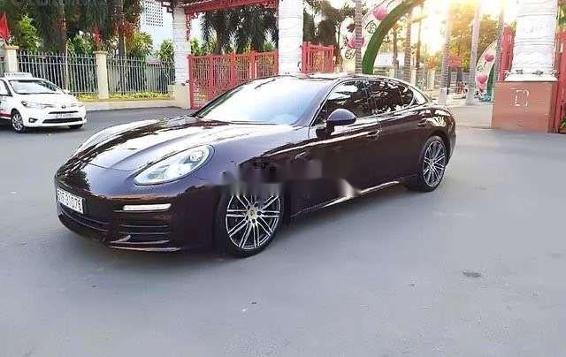 Bán chiếc Porsche Panamera năm sản xuất 2015, nhập khẩu nguyên chiếc xe gia đình