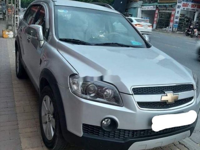 Cần bán Chevrolet Captiva sản xuất năm 2009, giá tốt, chính chủ sử dụng còn mới0