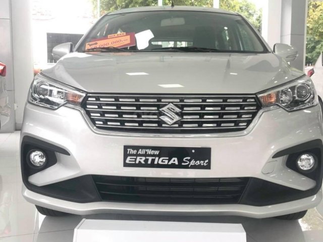 Bán xe Suzuki Ertiga đời 2020, màu bạc