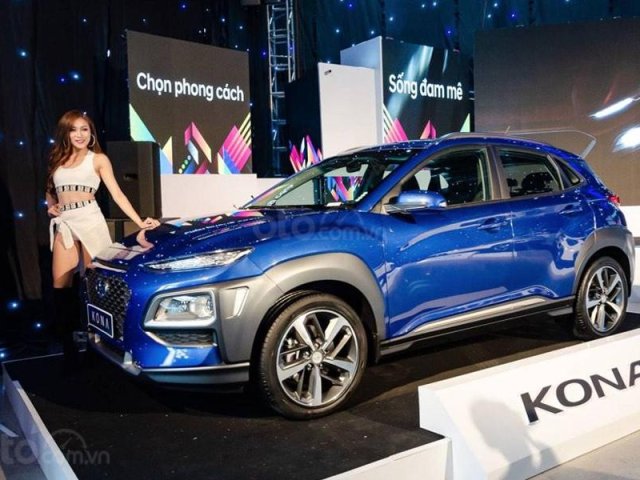 Bán xe Hyundai Kona sản xuất 2020, màu xanh lam