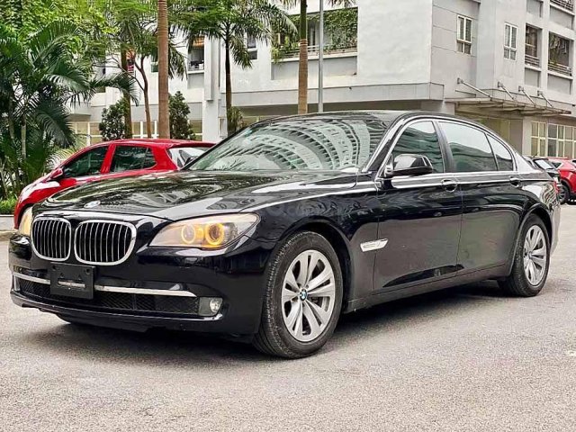 Bán BMW 730Li năm 2011, màu đen, xe nhập