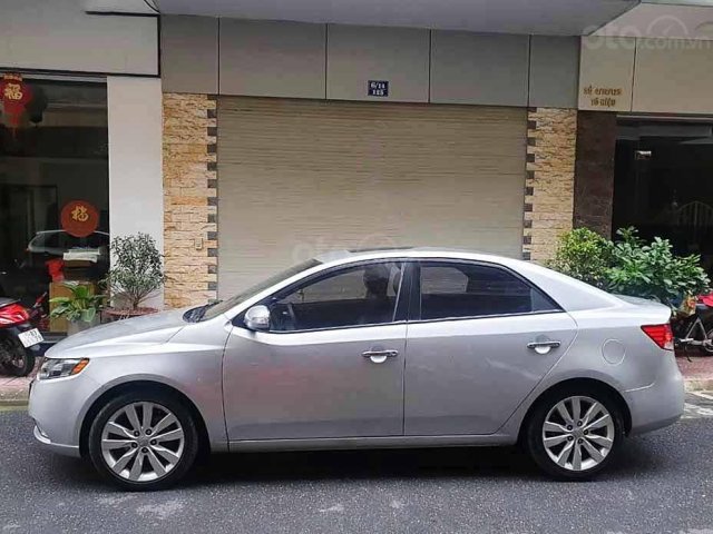 Cần bán Kia Forte năm 2010, nhập khẩu, chính chủ, 320 triệu0