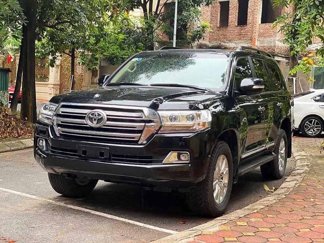 Bán Toyota Land Cruiser năm sản xuất 2016, màu đen, nhập khẩu0