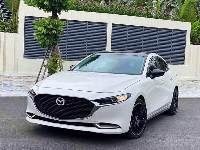 Cần bán lại xe Mazda 3 năm sản xuất 2020, màu trắng