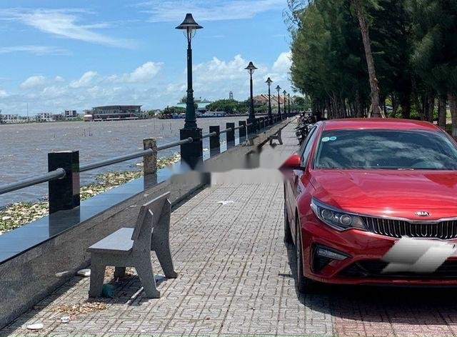 Bán Kia Optima năm 2019, màu đỏ, xe nhập, 720tr