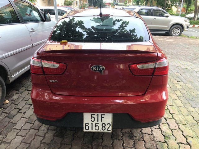 Cần bán xe Kia Rio sản xuất 2015, màu đỏ, nhập khẩu 