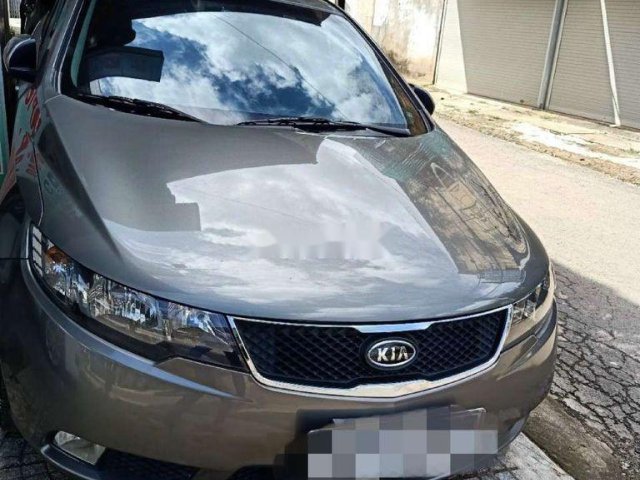 Cần bán gấp Kia Forte đời 2011, màu xám, 333 triệu0