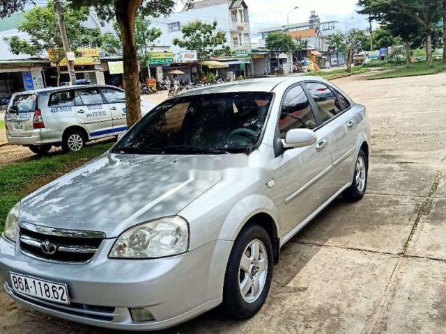 Xe Daewoo Lacetti sản xuất năm 2009, nhập khẩu nguyên chiếc, xe còn mới