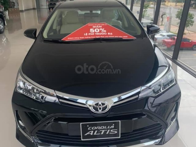 Bán gấp với giá thấp chiếc Toyota Corolla Altis 1.8E đời 2020, giao nhanh toàn quốc0